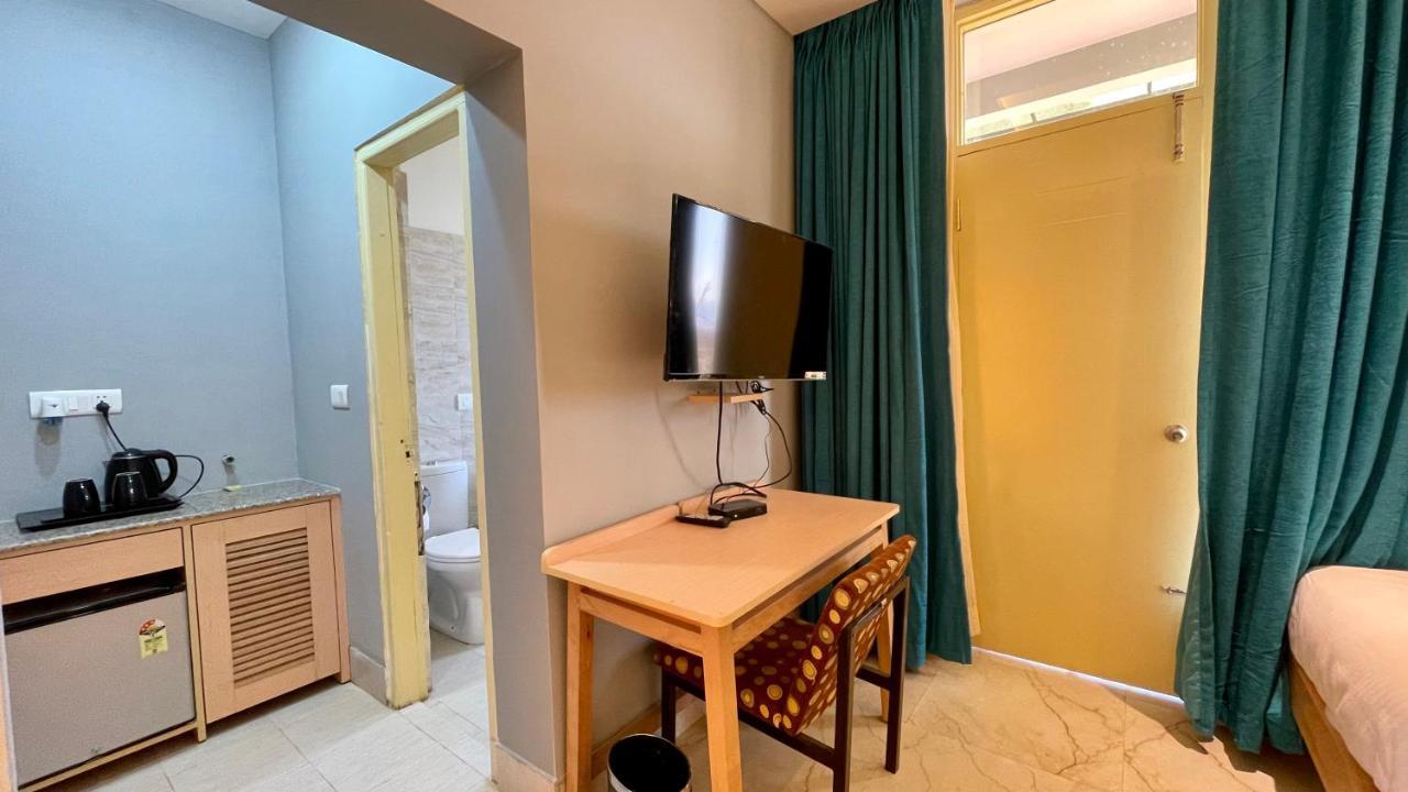 Albergue Madpackers Bir Exterior foto